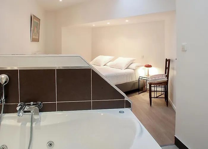 Apartment Centre Historique Vue Cathedrale Lisieux